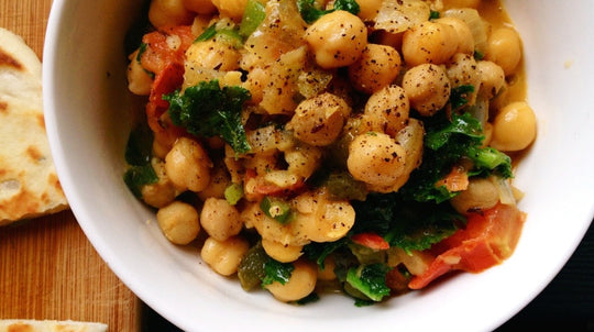 Easy Coconut Kale Chickpea Curry